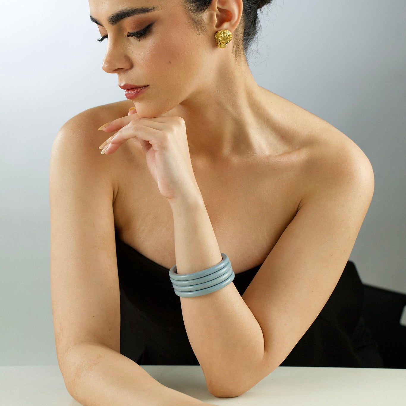 Blue Lac Bangle